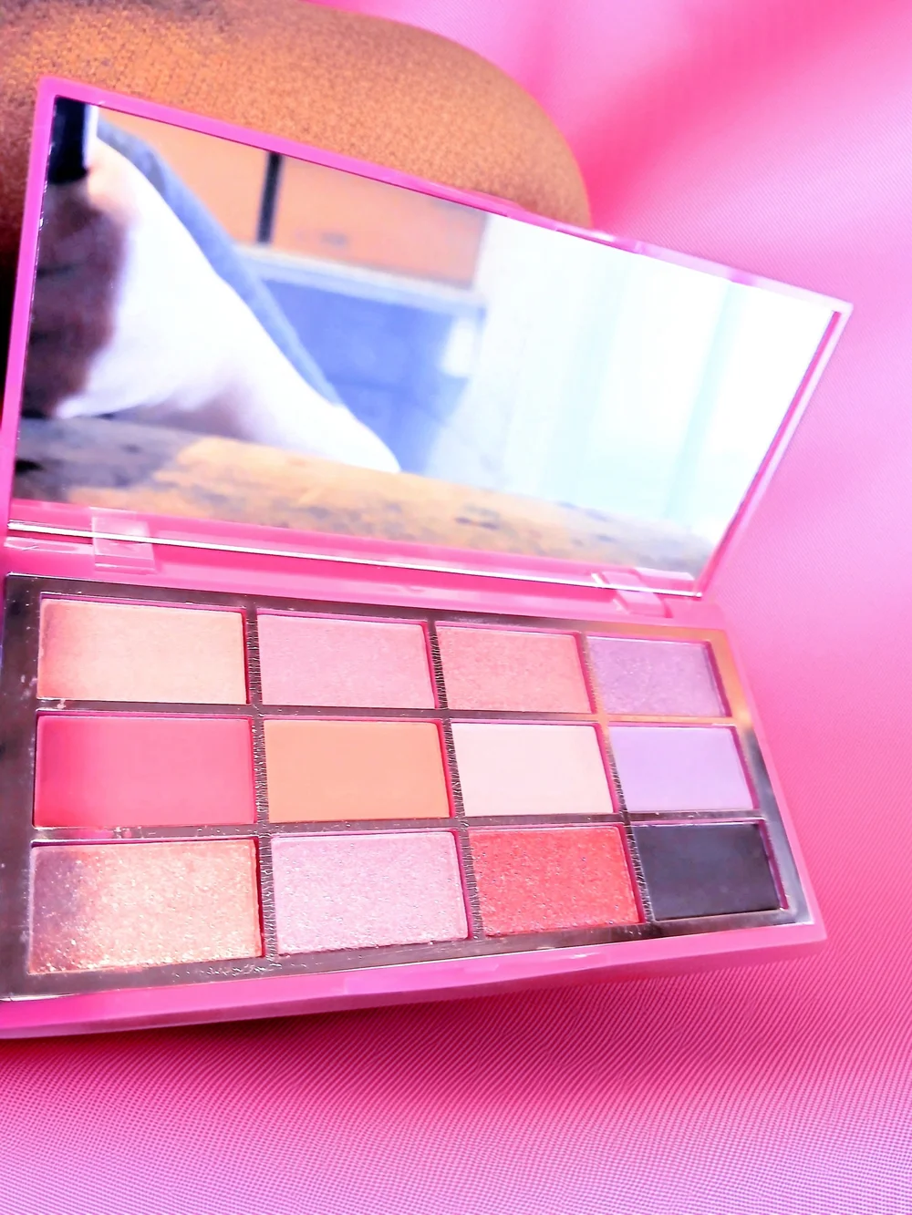 Illuminati Sparkle And Shine Eyeshadow Palette 12 Pan